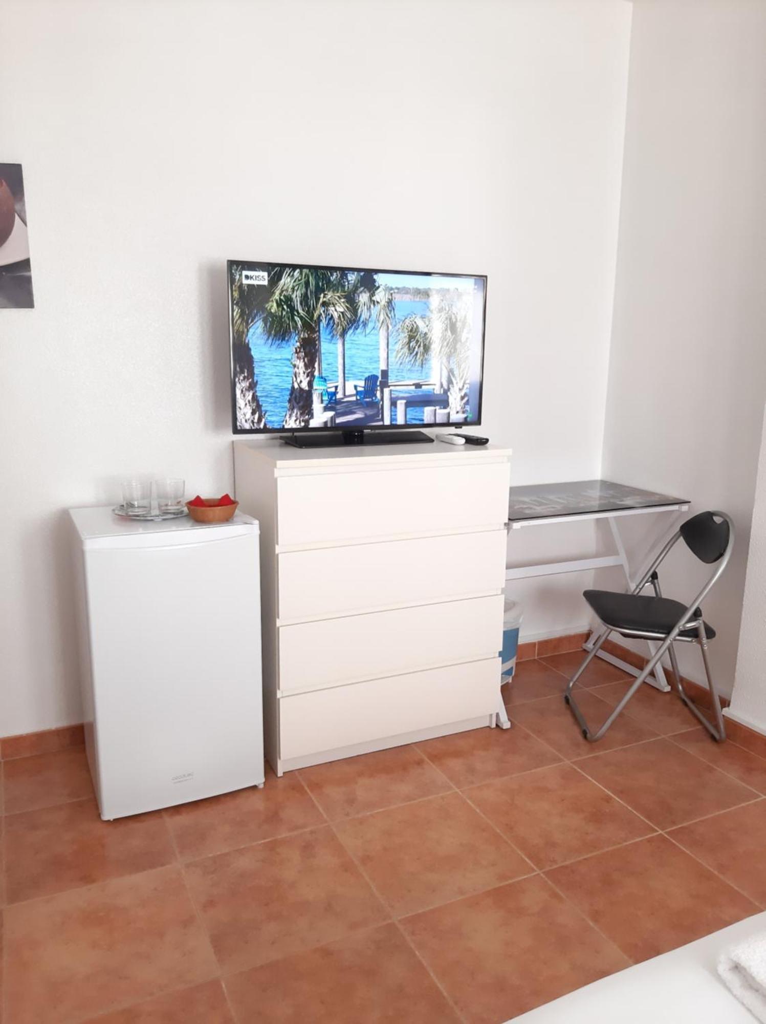 Habitacion Avilena Tropical En Aguadulce Almería Oda fotoğraf