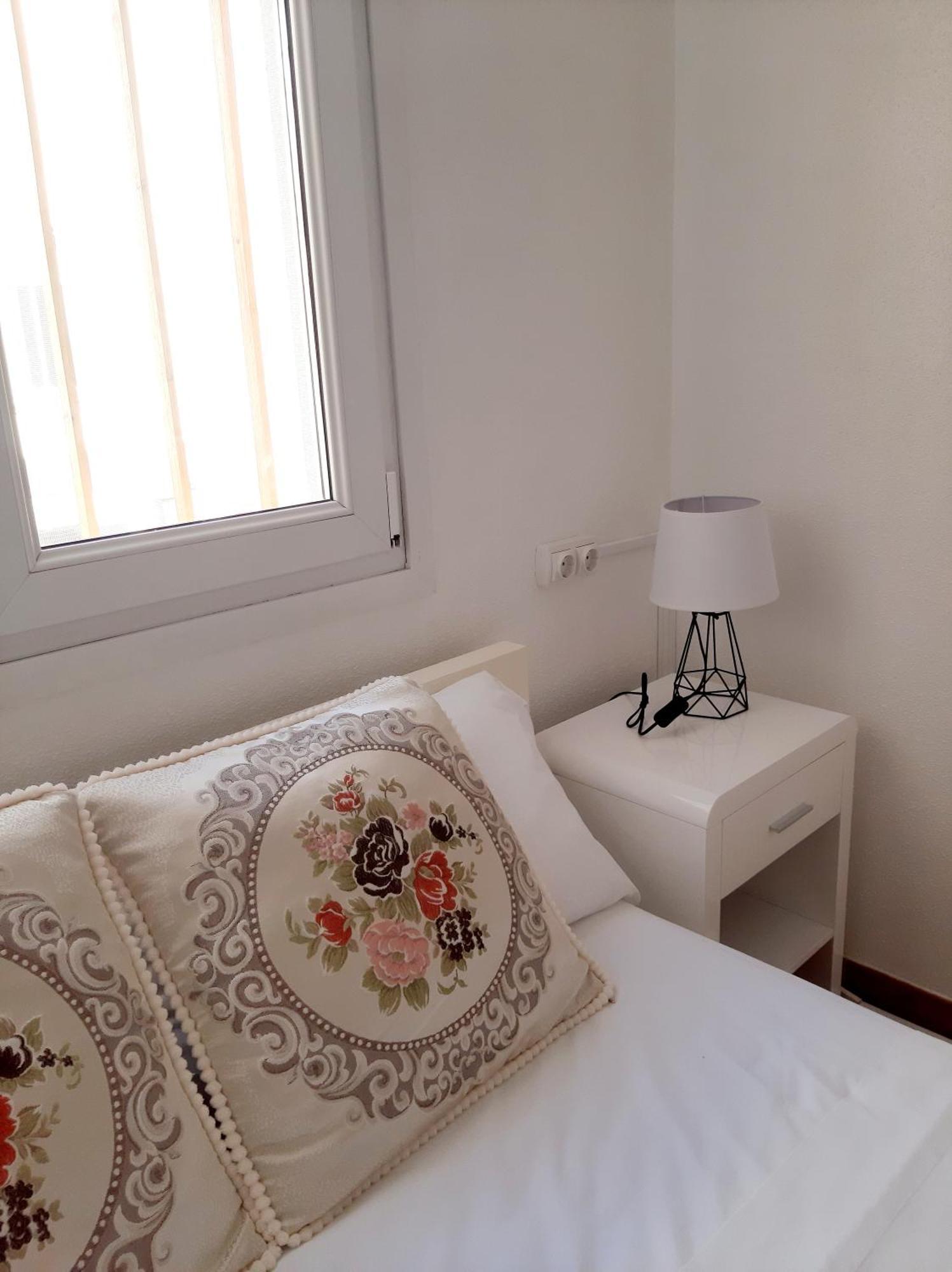 Habitacion Avilena Tropical En Aguadulce Almería Oda fotoğraf