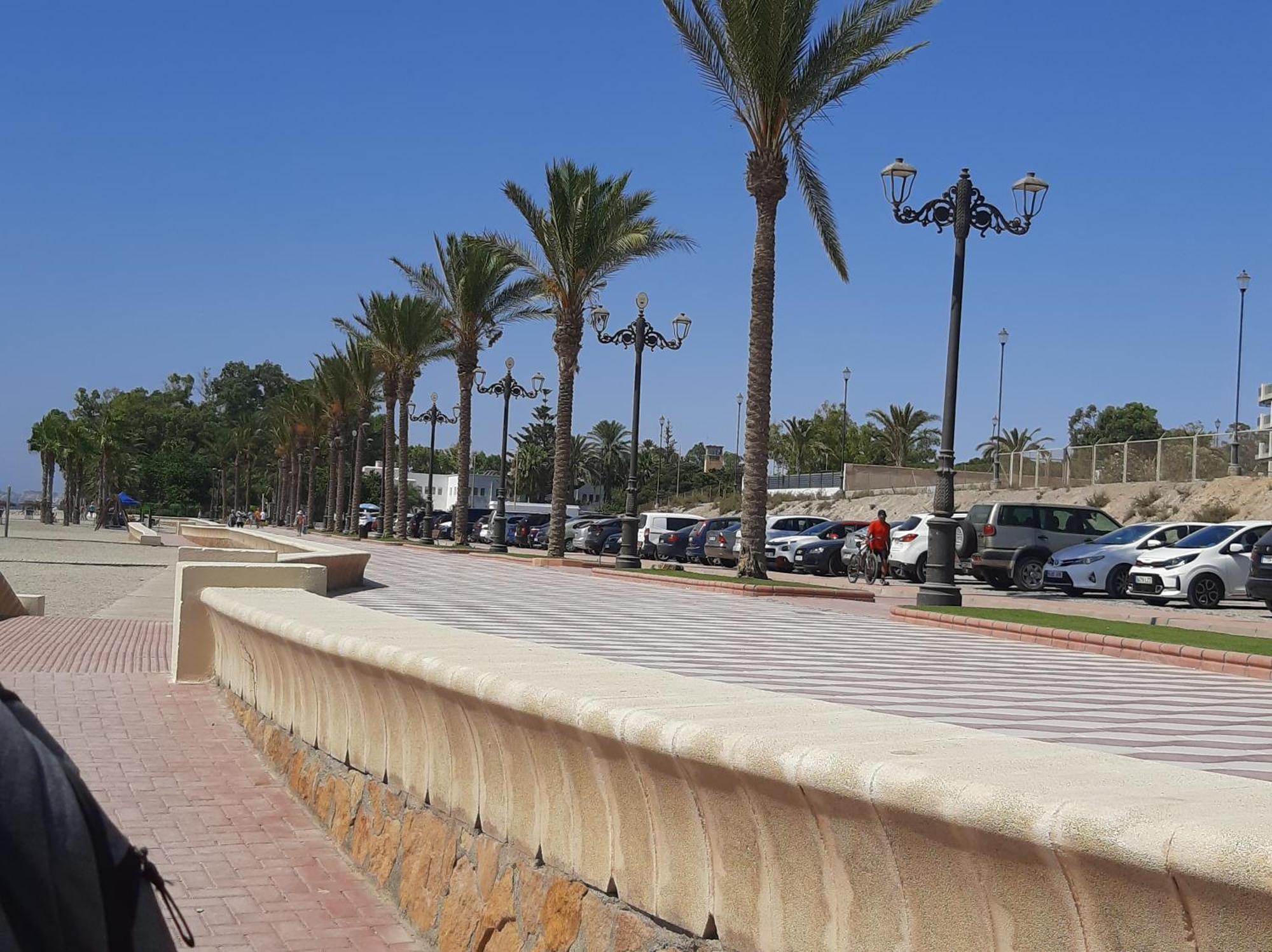 Habitacion Avilena Tropical En Aguadulce Almería Oda fotoğraf